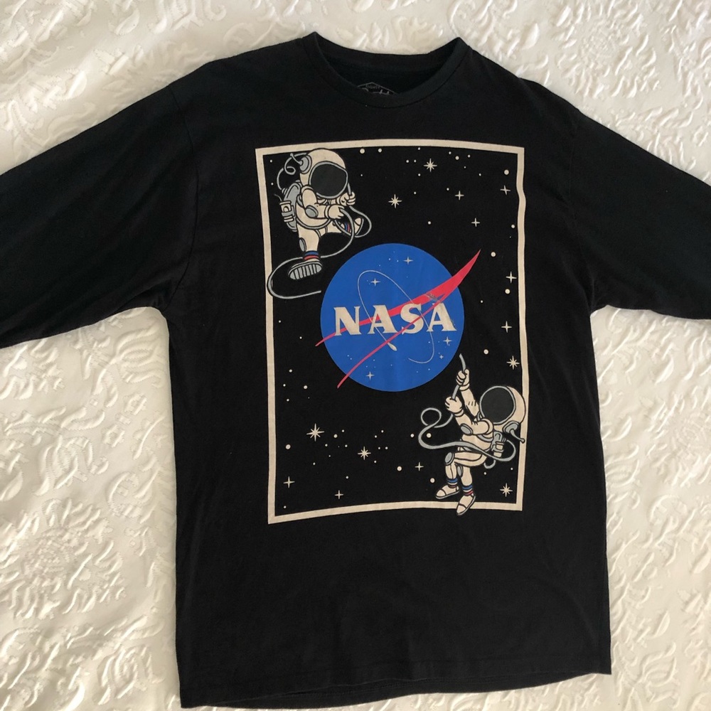 Mens Eighty Eight Long Sleeve Shirt, size Large - Picture 1 of 9